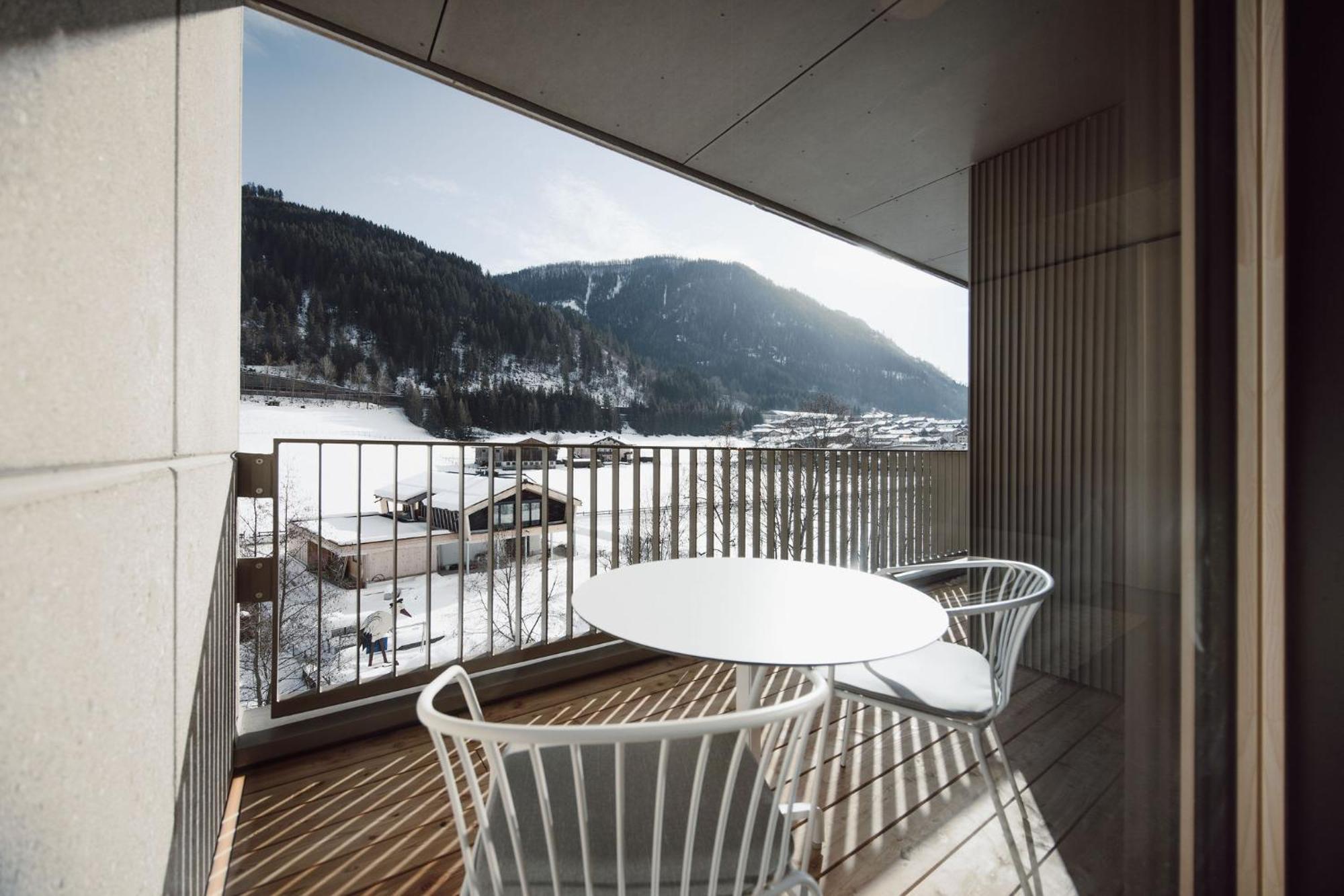 Dips&Drops - The First Bike And Ski Hub Flachau Dış mekan fotoğraf